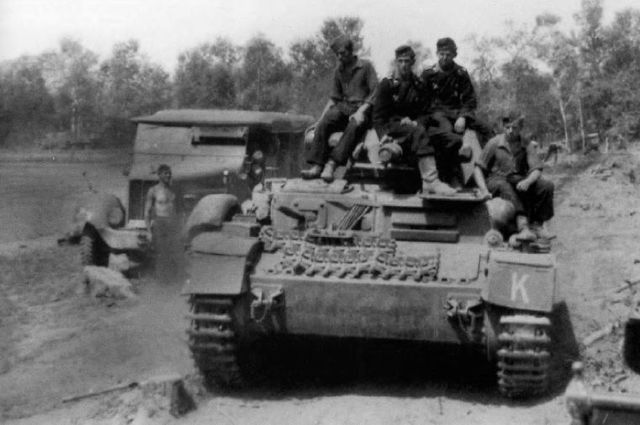 Panzer IV Ausf D de una de las Divisiones Panzer del Grupo Acorazado Kleist durante los primeros compases de la Operación Barbarroja. Junio de 1941