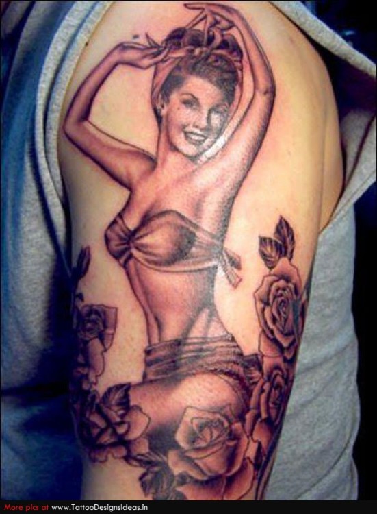 Pin_Up_Girl_With_Snake_Tattoo_Design_1